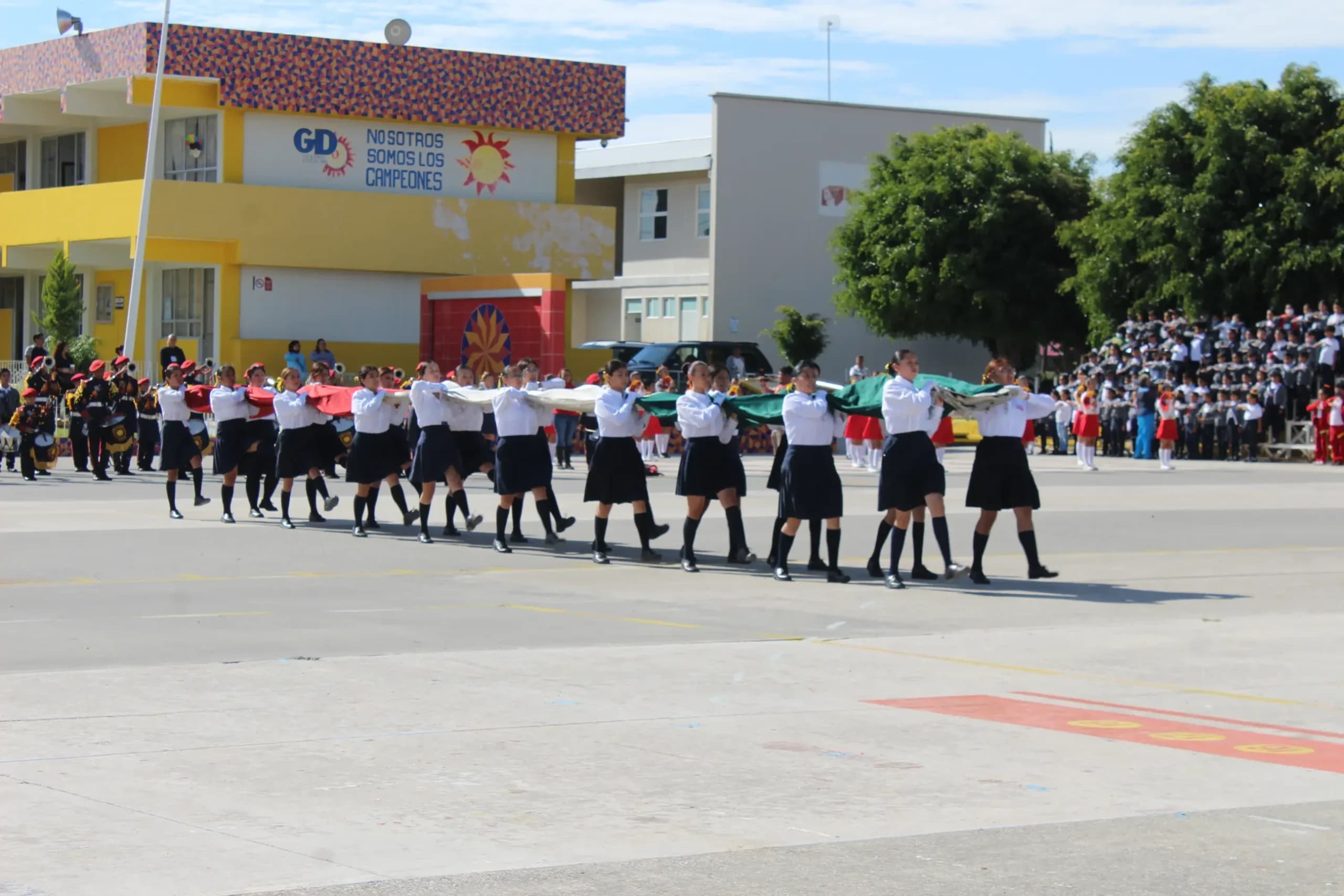 Escolta del Centro Escolar 5 de Mayo